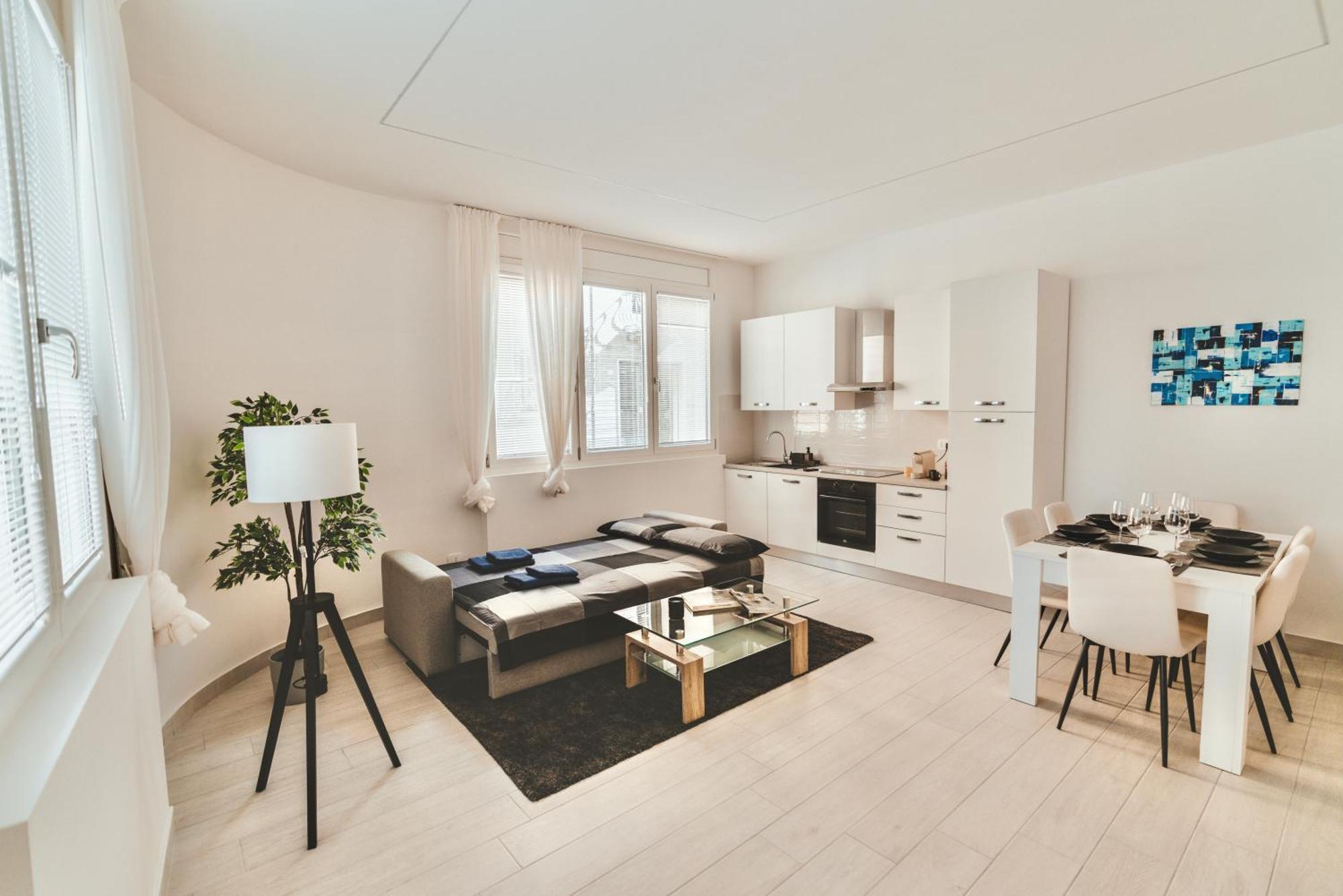 Exclusive Luxury Home With Private Parking Равена Екстериор снимка