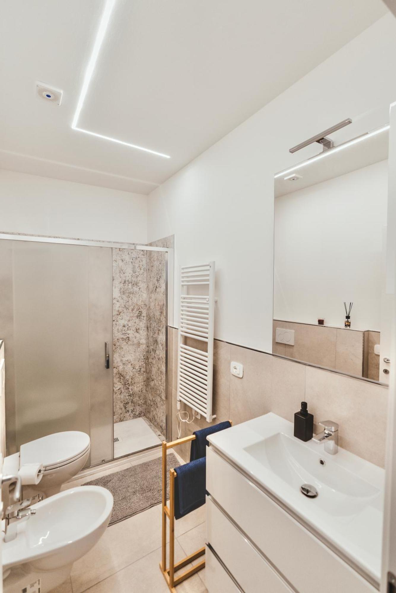 Exclusive Luxury Home With Private Parking Равена Екстериор снимка